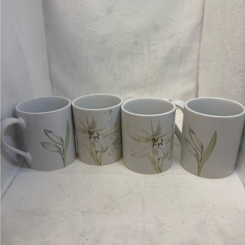 Corelle White Flower Coordinates Stoneware Mug.